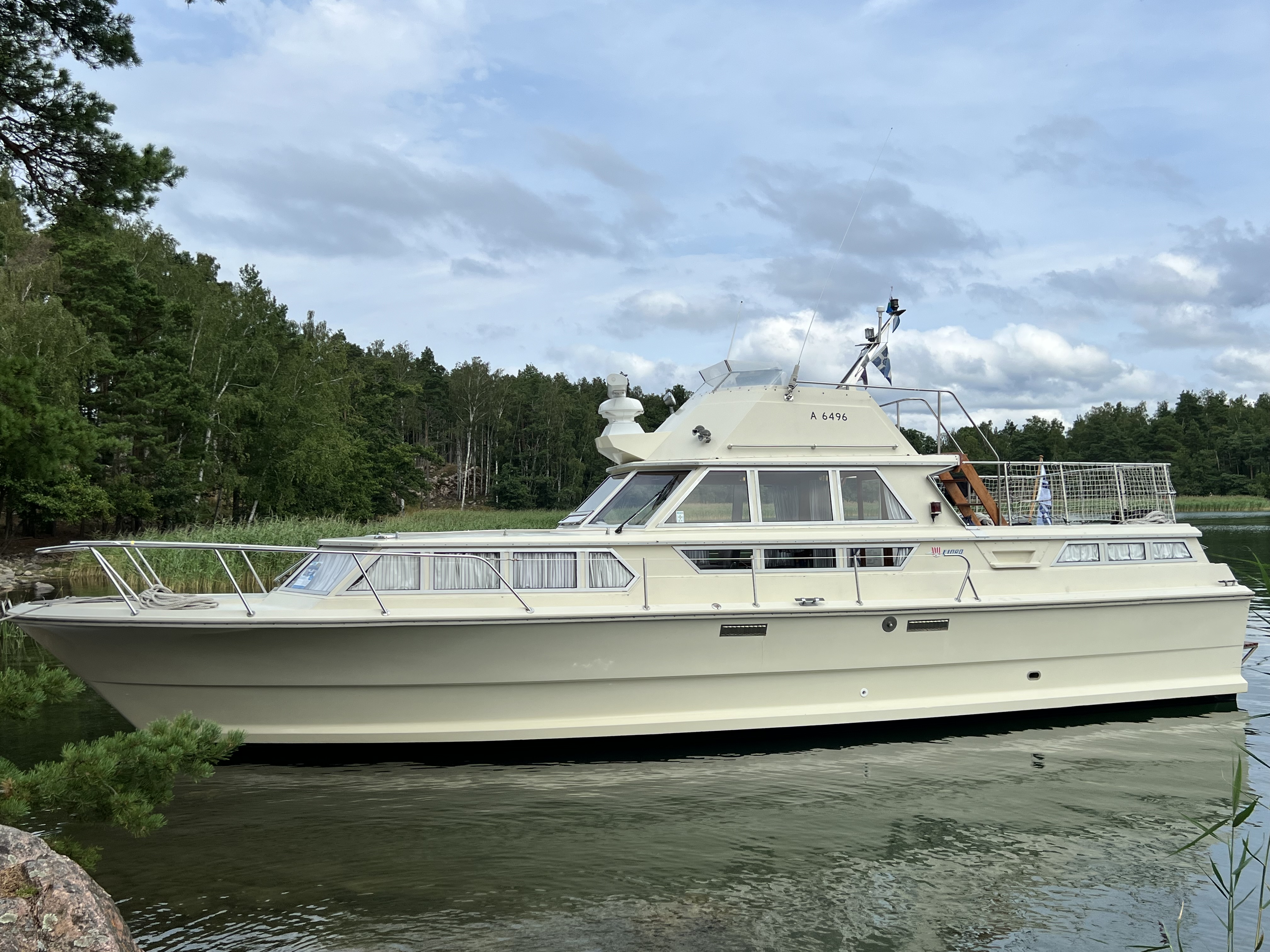 Fjord Flybridge 38
